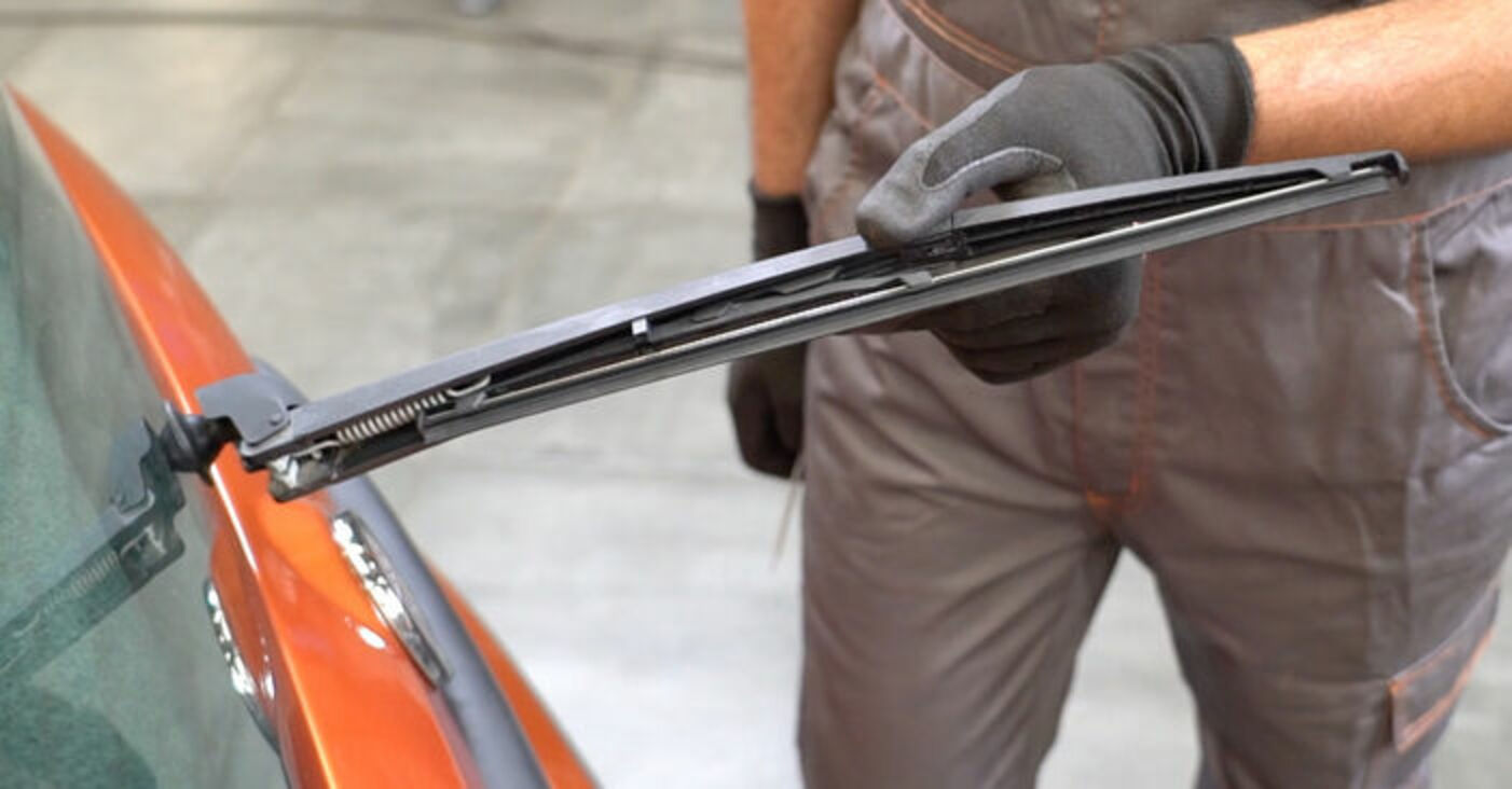 Car Wiper Replacement