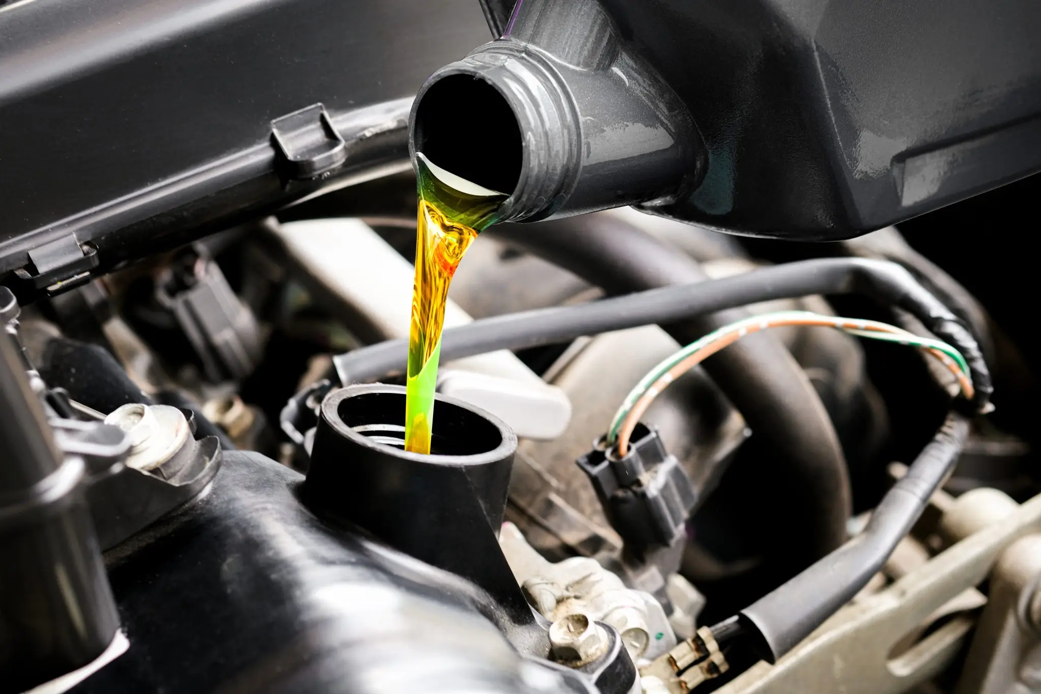 How Routine Oil Changes Improve Fuel Efficiency and Vehicle Longevity