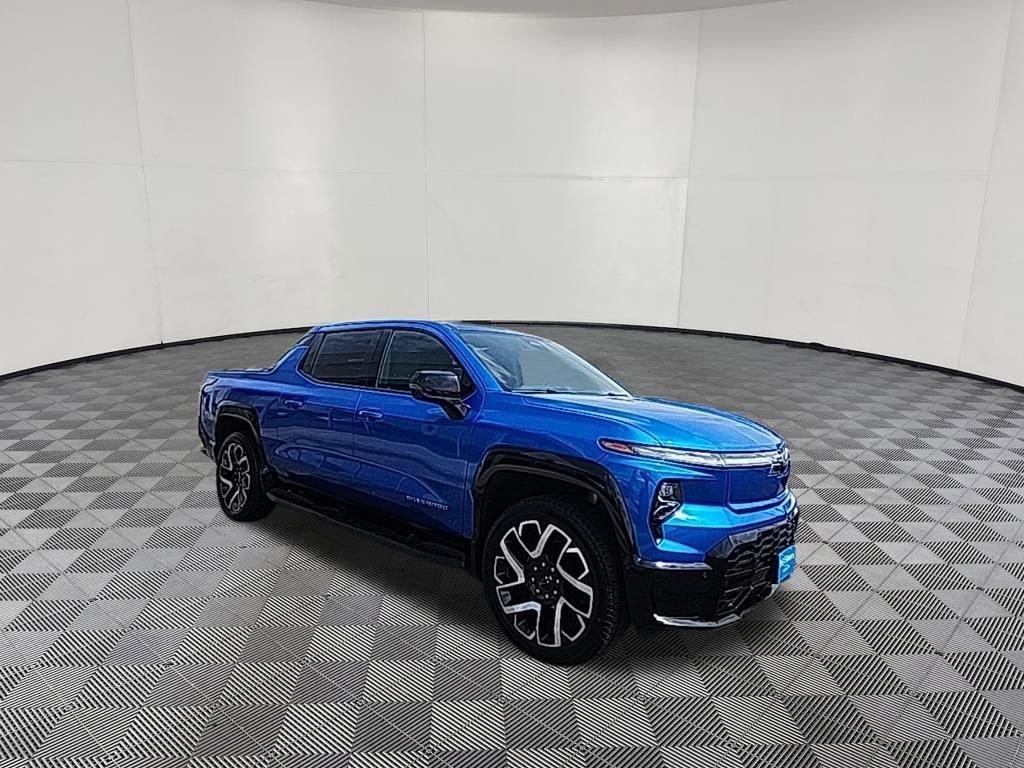 2025 Chevrolet Silverado EV RST - Extended Range
