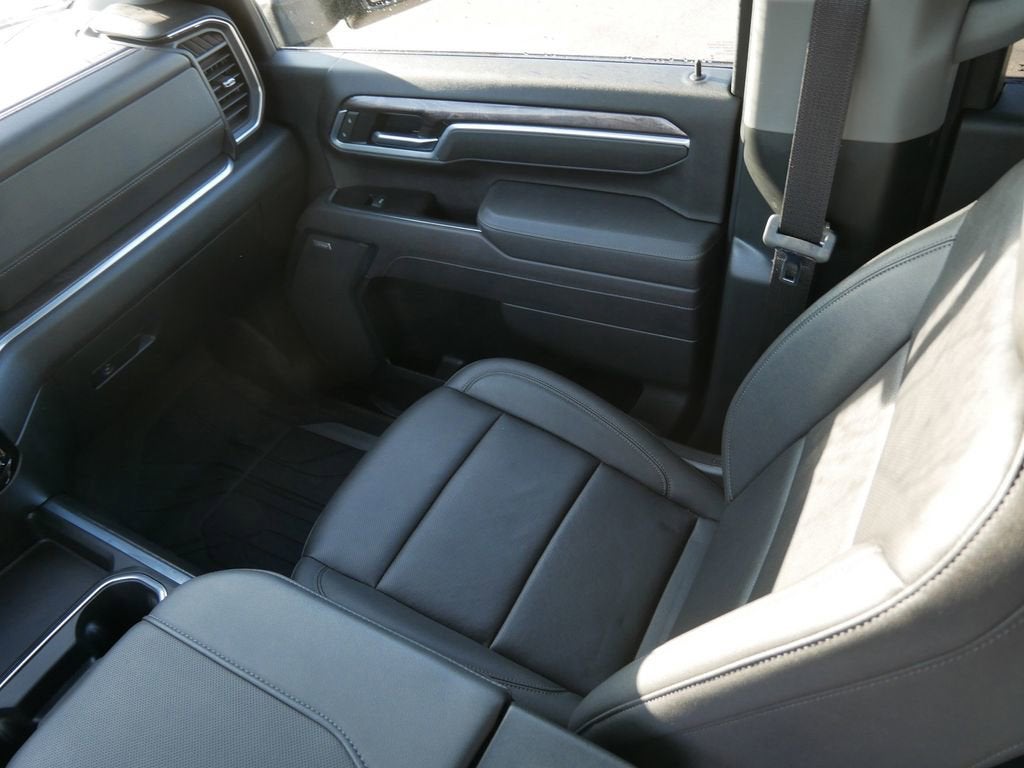 2025 Chevrolet Silverado 3500 HD LTZ