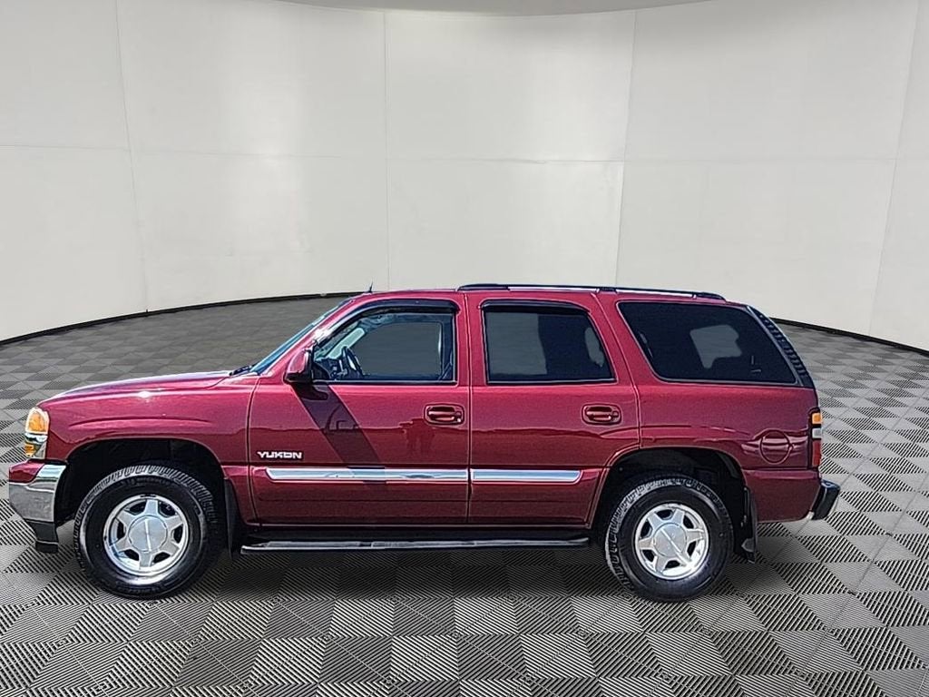 Used 2005 GMC Yukon SLE with VIN 1GKEK13T95J257630 for sale in Hastings, Minnesota