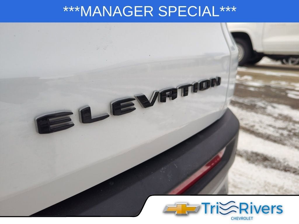 2025 GMC Acadia Elevation