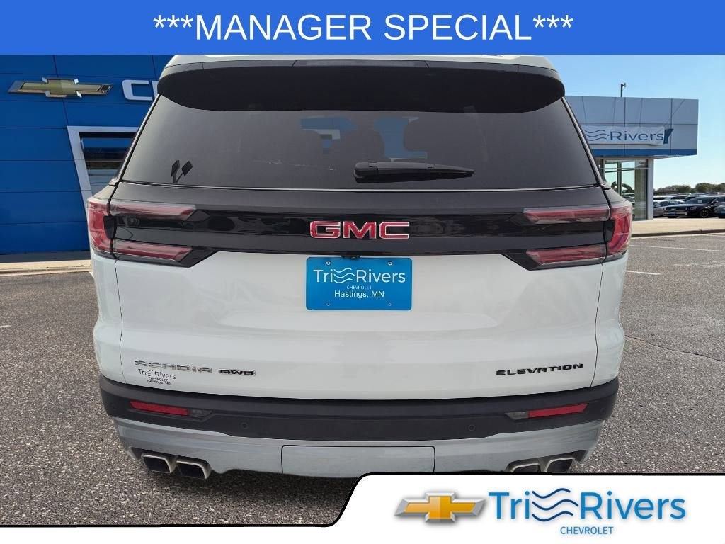 2025 GMC Acadia Elevation