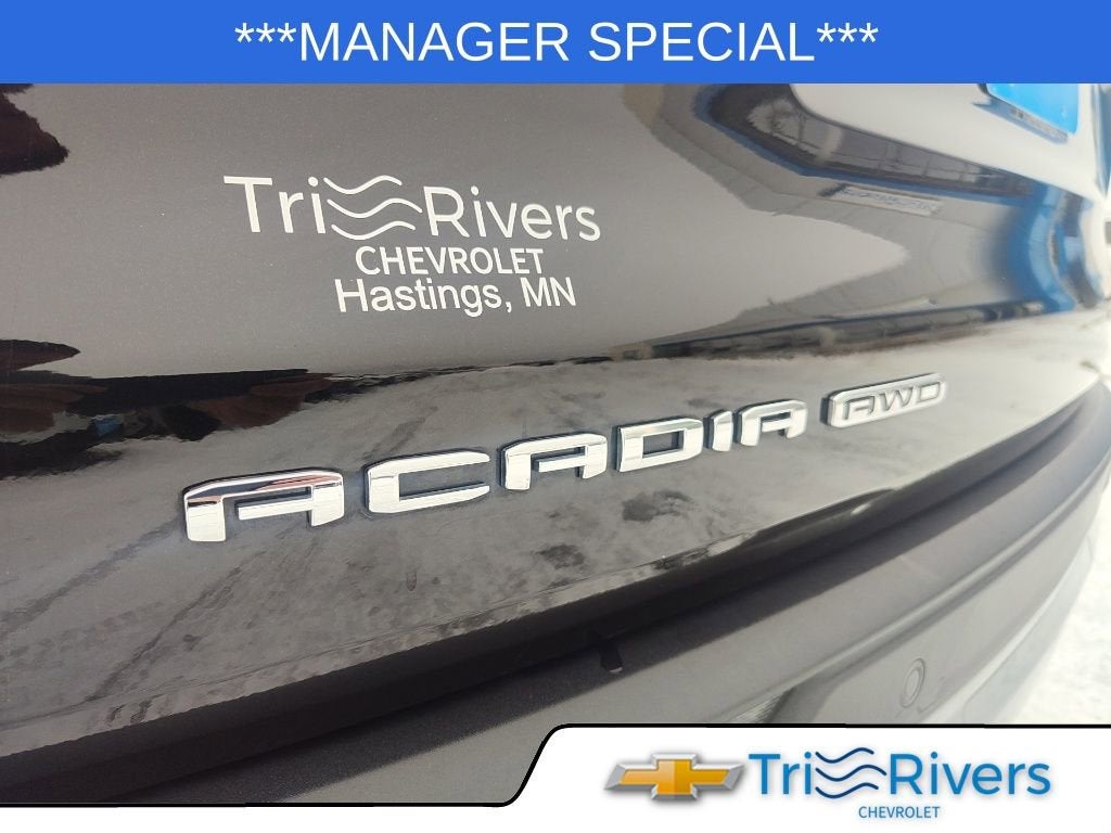 2025 GMC Acadia Elevation