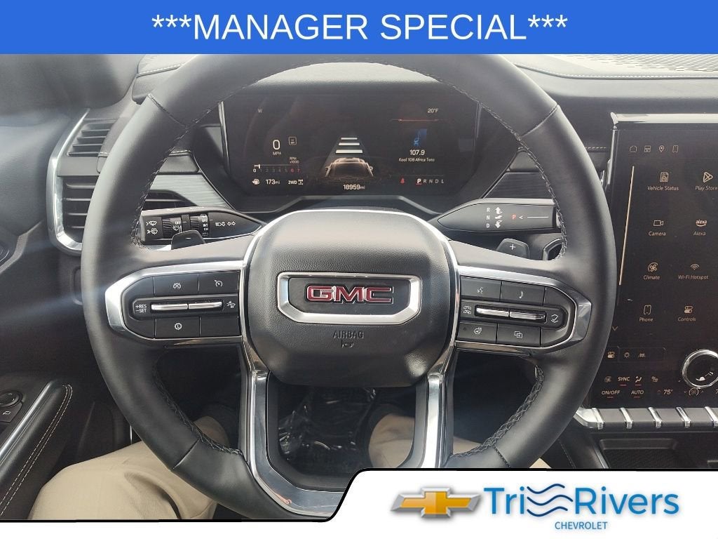 2025 GMC Acadia Elevation