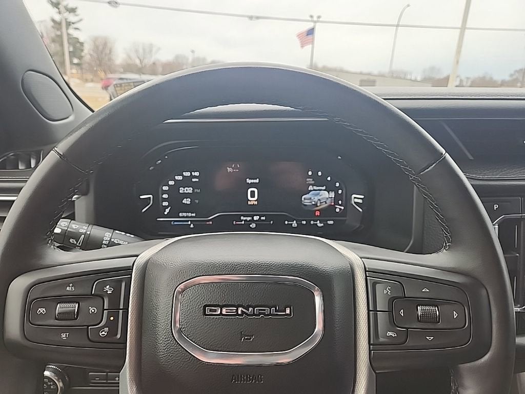 2023 GMC Yukon XL Denali