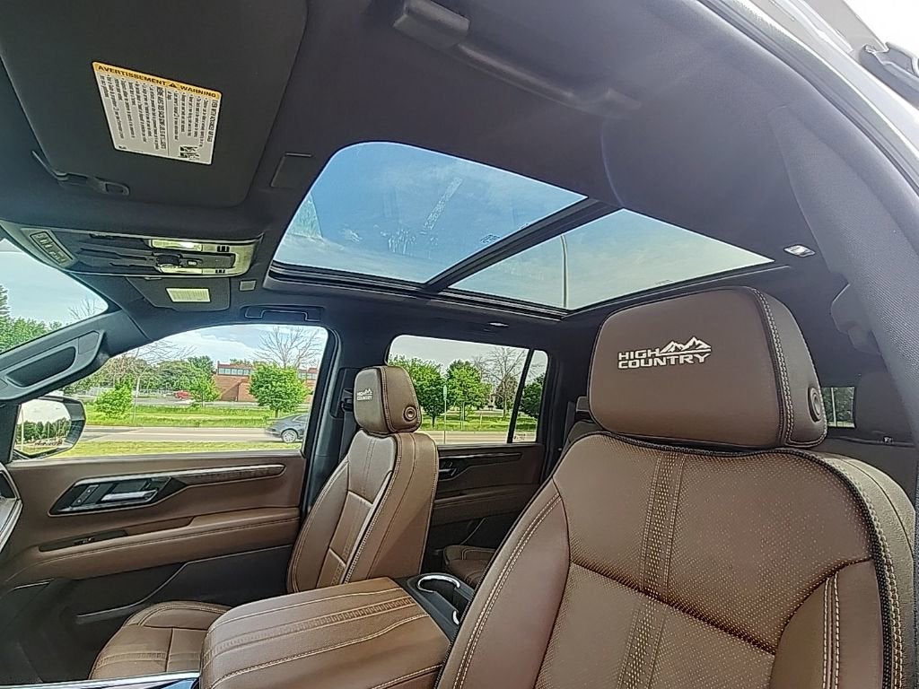 2025 Chevrolet Suburban High Country