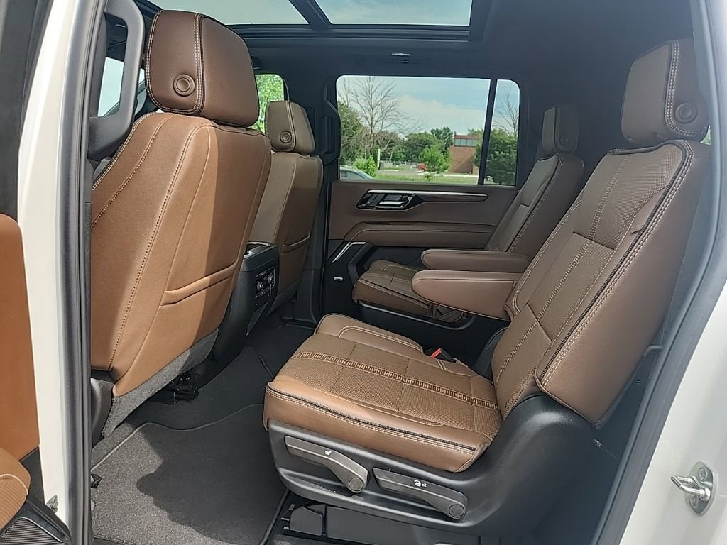 2025 Chevrolet Suburban High Country