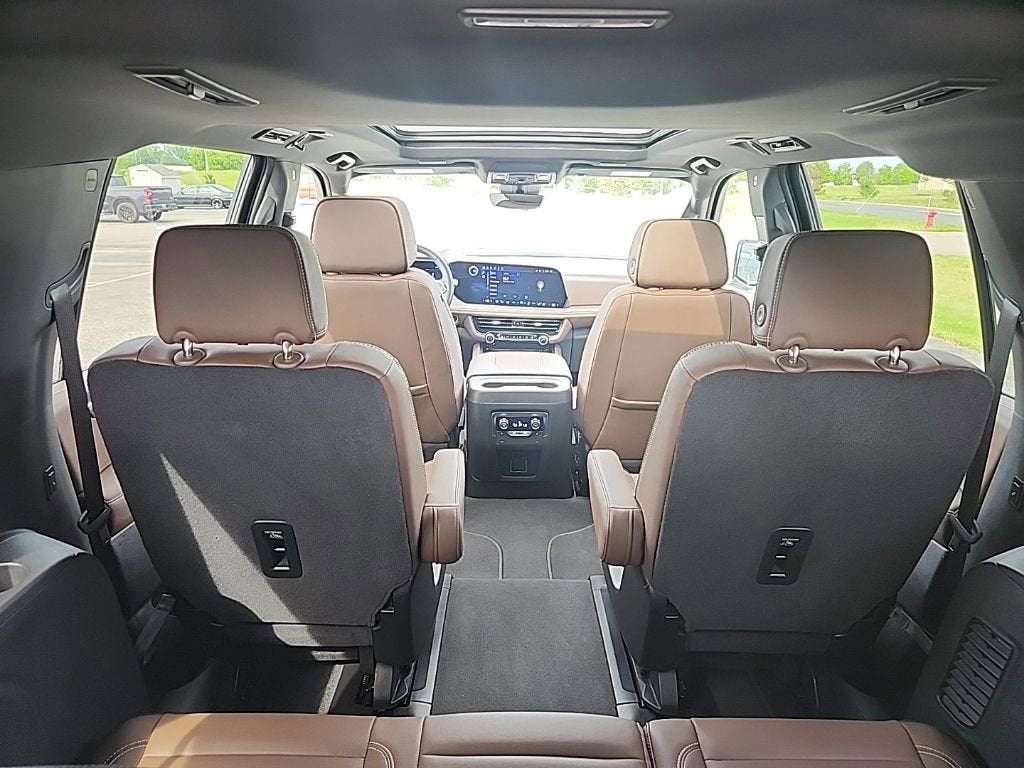2025 Chevrolet Suburban High Country