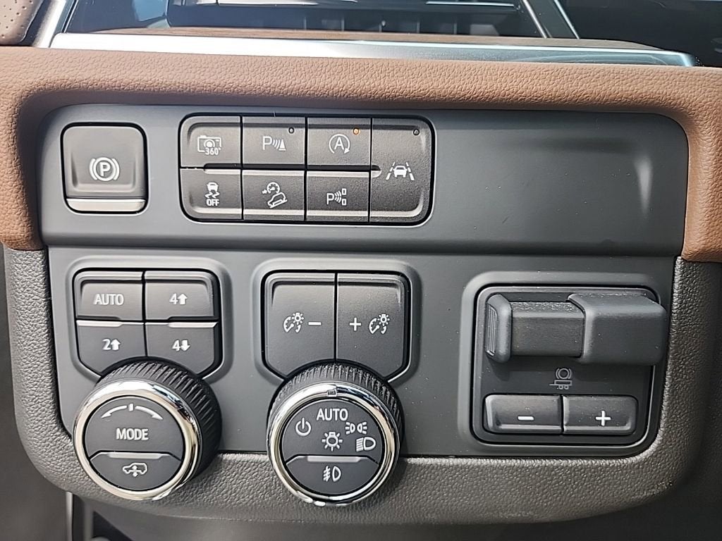2025 Chevrolet Suburban High Country