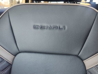 2023 GMC Canyon Denali