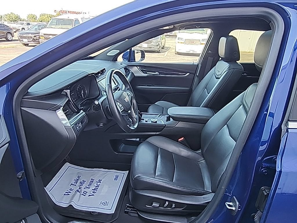 2023 Cadillac XT5 Premium Luxury