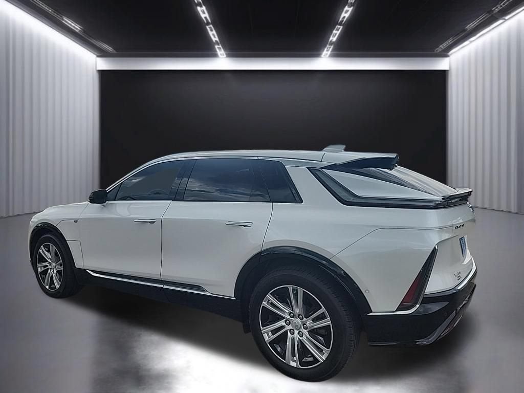 2024 Cadillac LYRIQ Tech