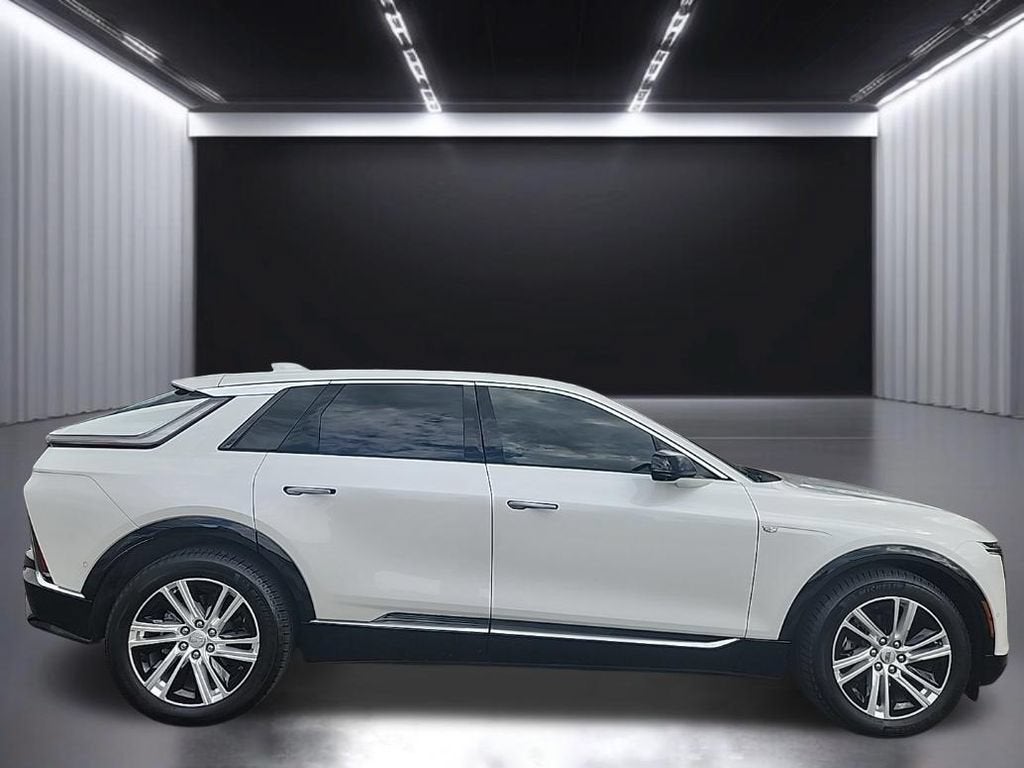 2024 Cadillac LYRIQ Tech
