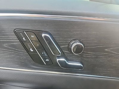 2024 Cadillac LYRIQ Luxury 1