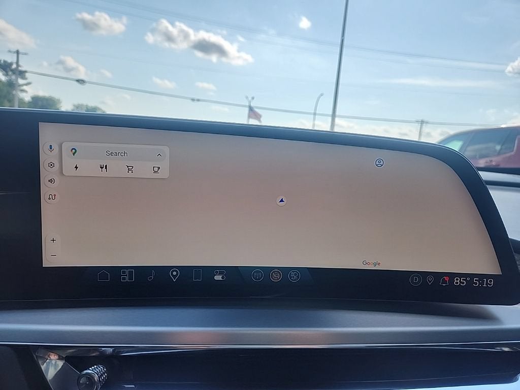 2024 Cadillac LYRIQ Luxury 1