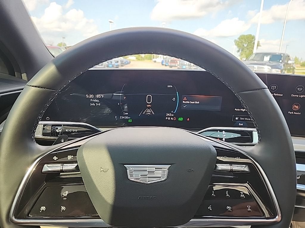 2024 Cadillac LYRIQ Luxury 1