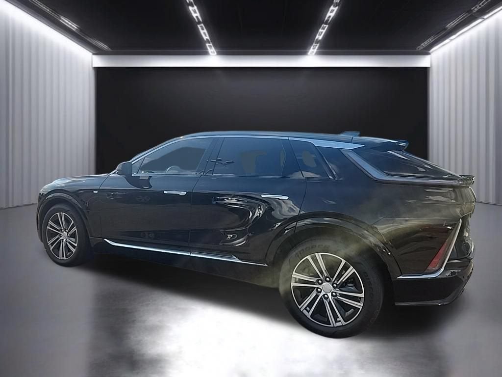 2024 Cadillac LYRIQ Luxury 1