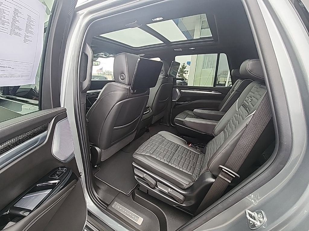 2025 Cadillac Escalade Escalade-V