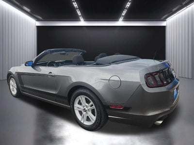 2014 Ford Mustang V6