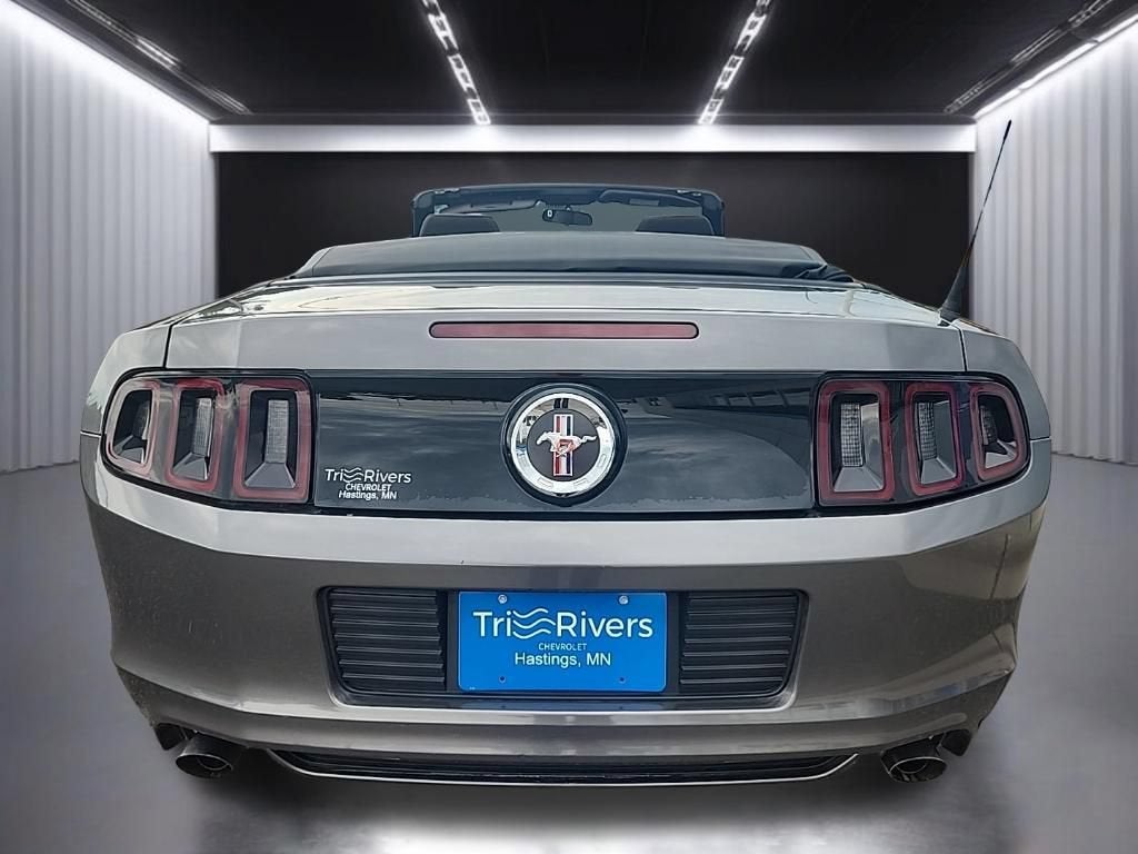 2014 Ford Mustang V6