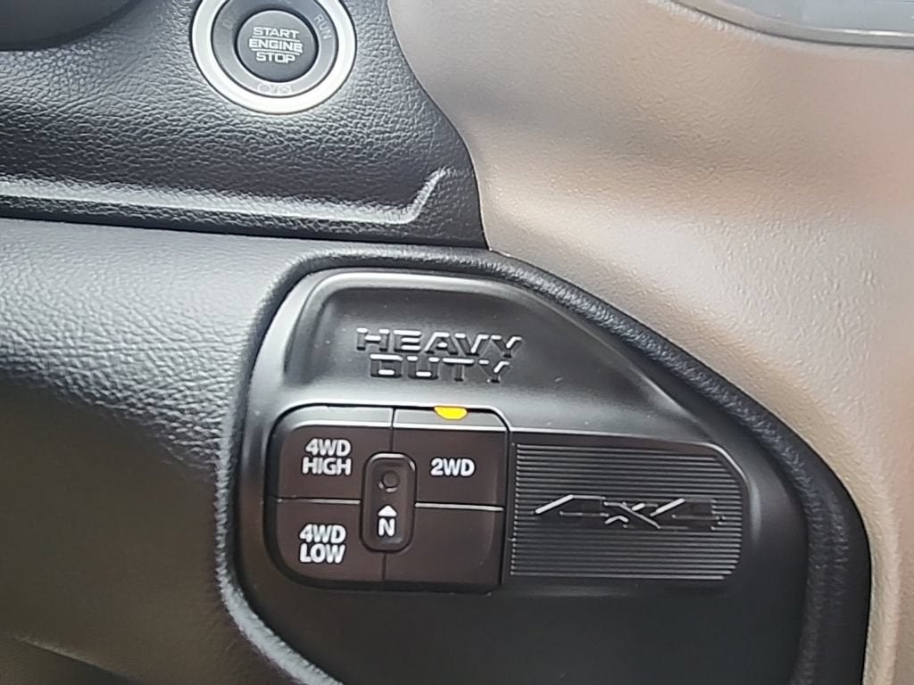 2022 RAM 2500 Laramie Crew Cab 4x4 6'4" Box