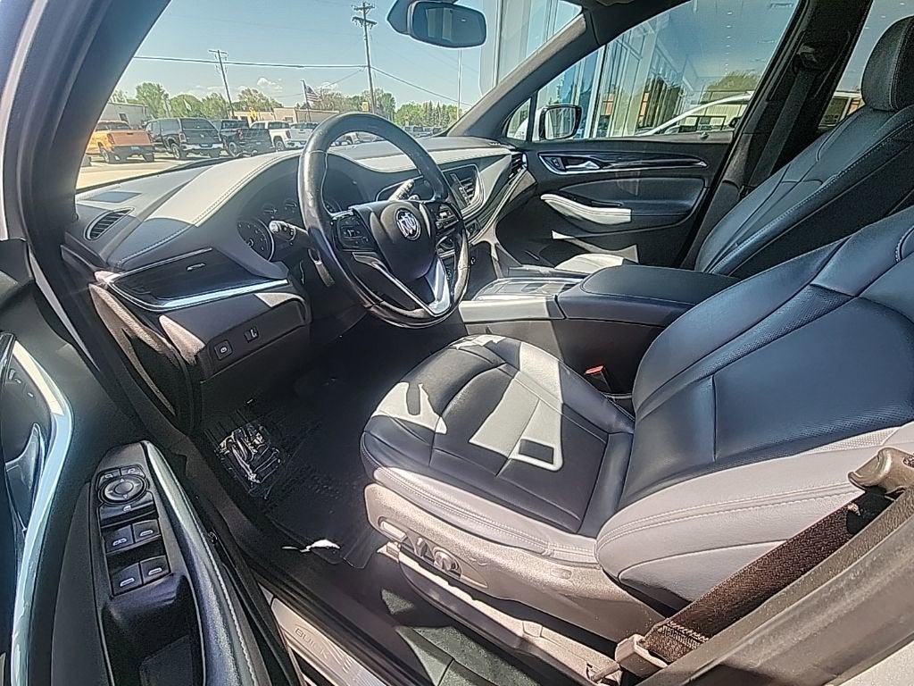 2022 Buick Enclave Essence