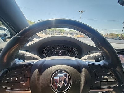 2022 Buick Enclave Essence
