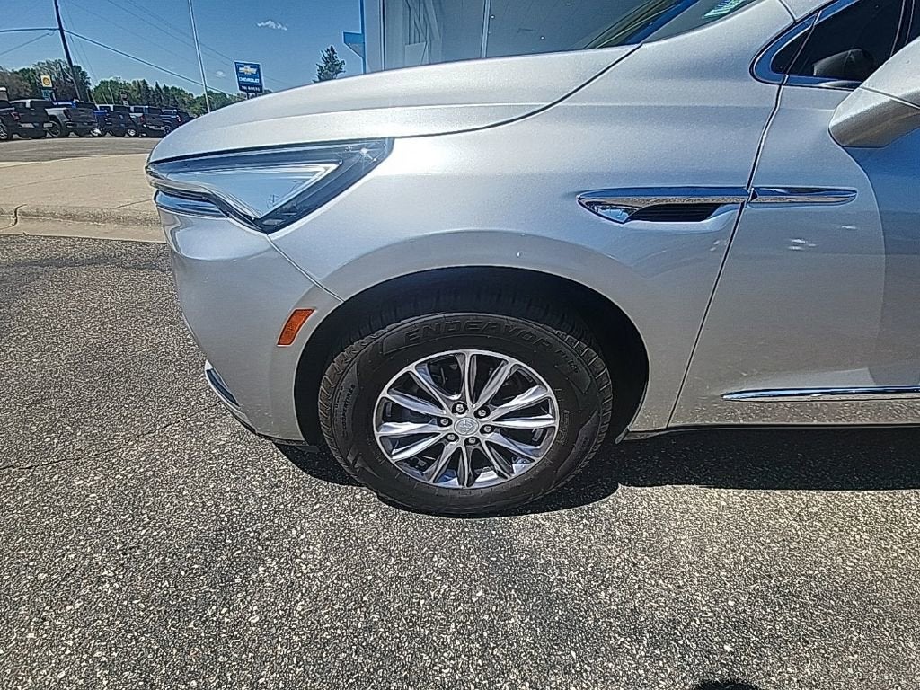 2022 Buick Enclave Essence