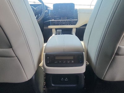 2025 Nissan Pathfinder SL 4WD