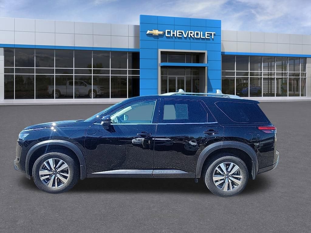 Used 2025 Nissan Pathfinder SL with VIN 5N1DR3CC6SC262715 for sale in Hastings, Minnesota