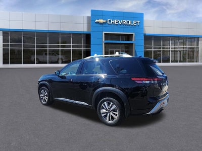 2025 Nissan Pathfinder SL 4WD