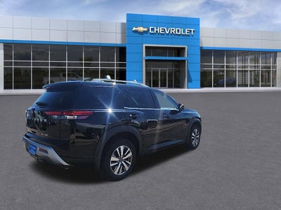 2025 Nissan Pathfinder SL 4WD