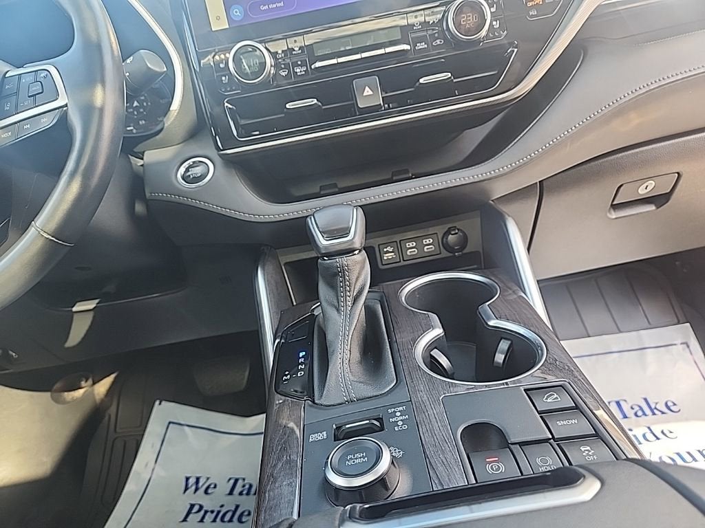 2023 Toyota Highlander L