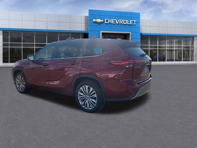 2023 Toyota Highlander L