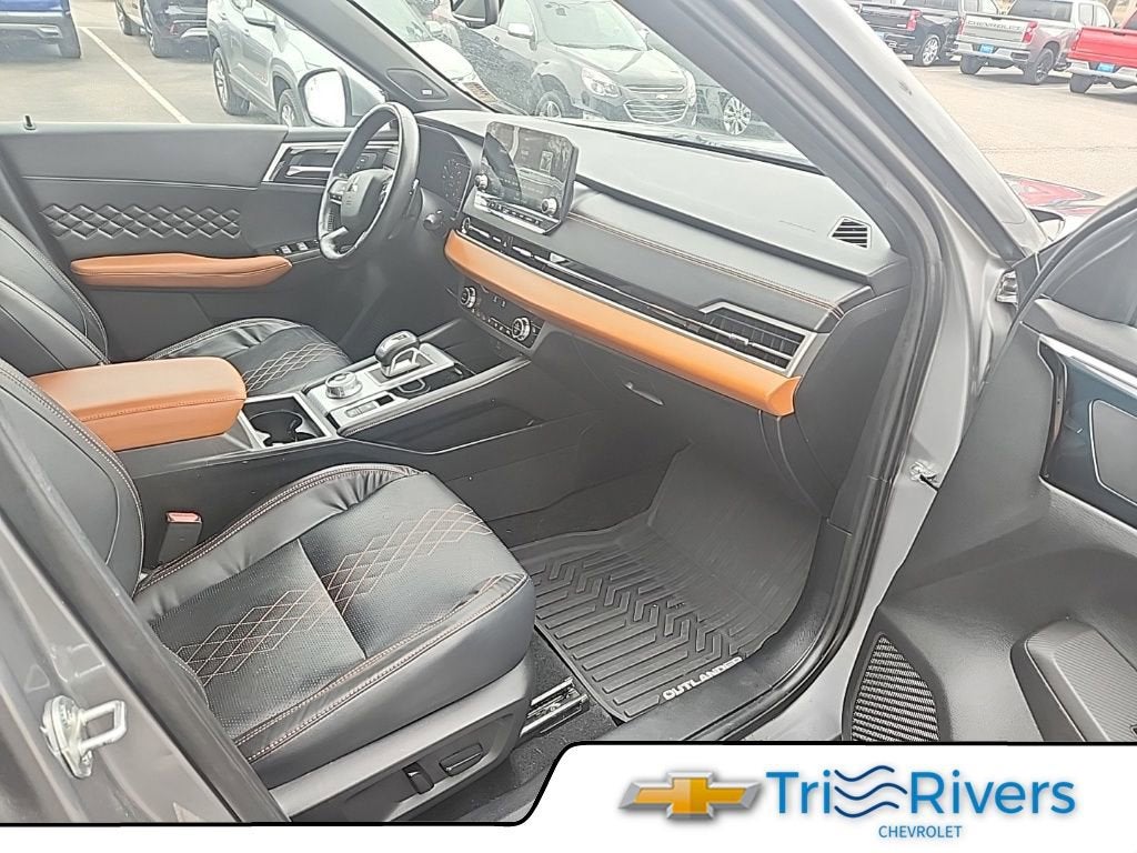 2022 Mitsubishi Outlander SEL