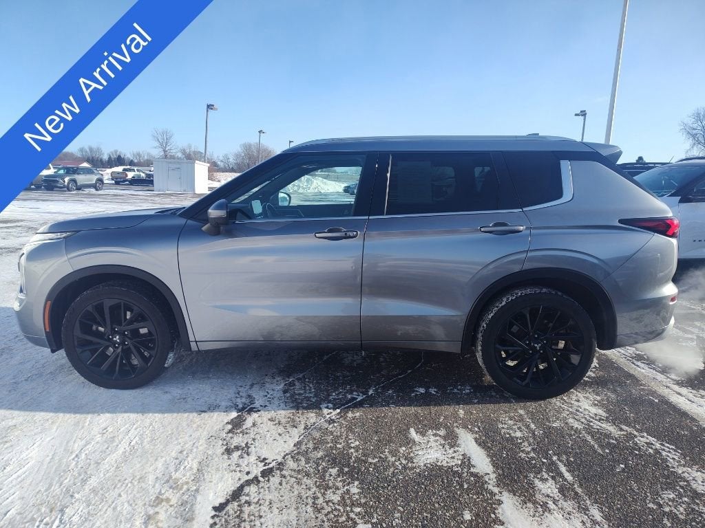 2022 Mitsubishi Outlander SEL