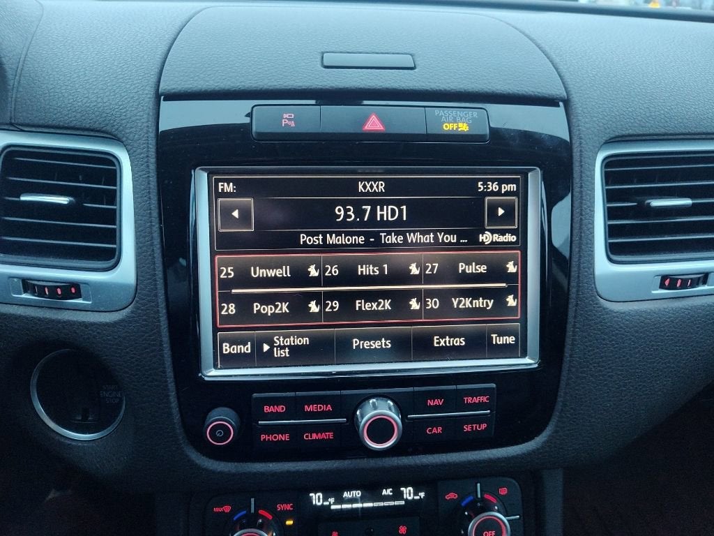 2014 Volkswagen Touareg 4dr Hybrid