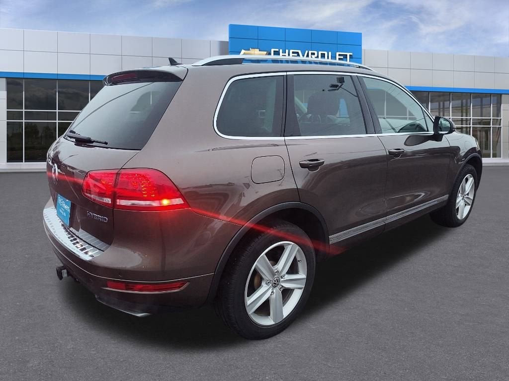 2014 Volkswagen Touareg 4dr Hybrid