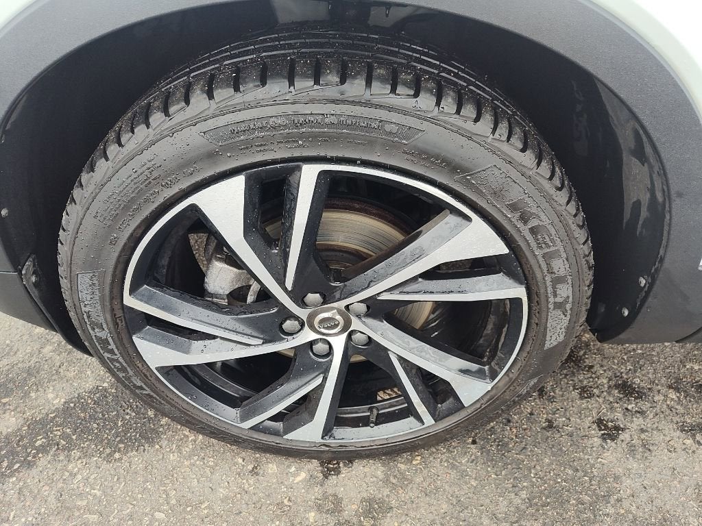 2019 Volvo XC40 Momentum