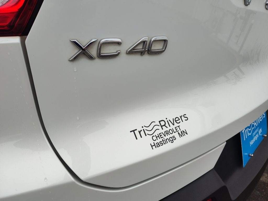 2019 Volvo XC40 Momentum