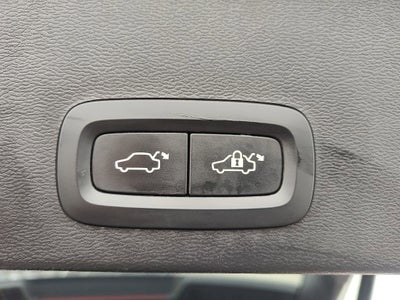 2019 Volvo XC40 Momentum