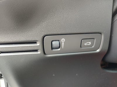 2019 Volvo XC40 Momentum