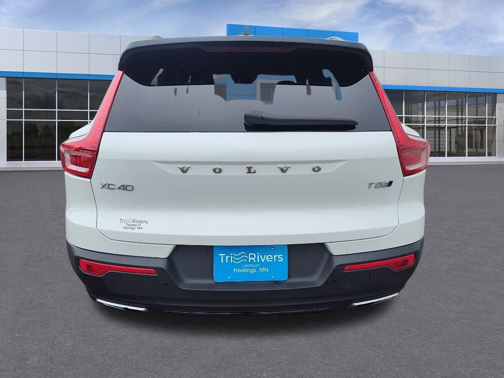 2019 Volvo XC40 Momentum