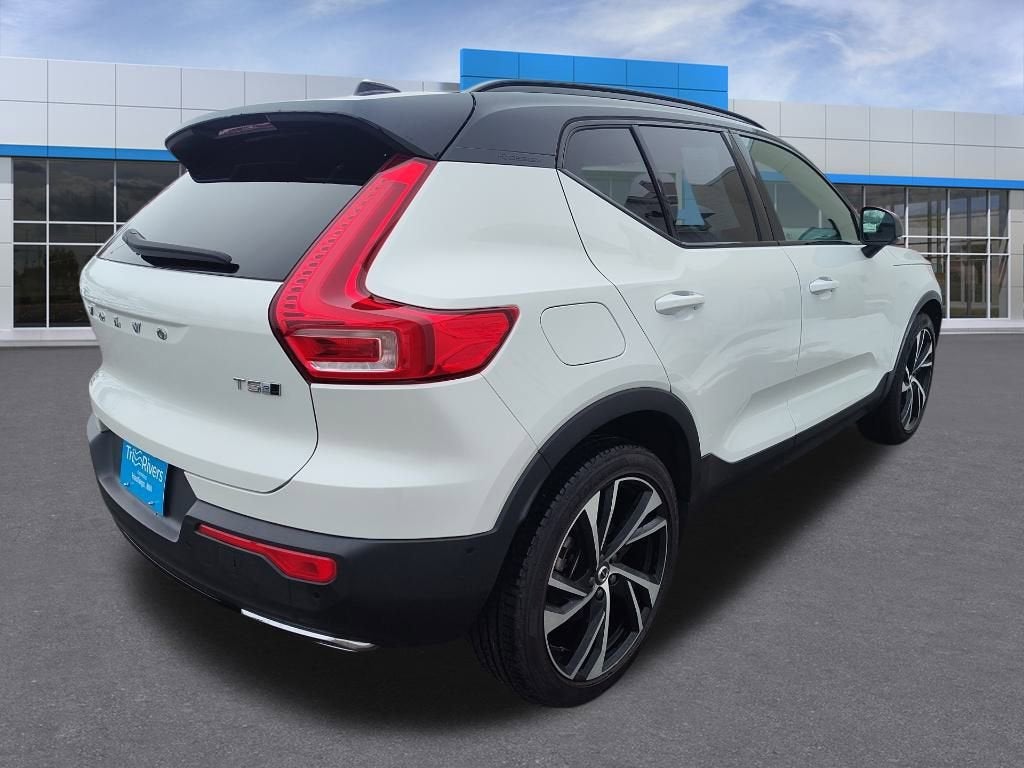 2019 Volvo XC40 Momentum
